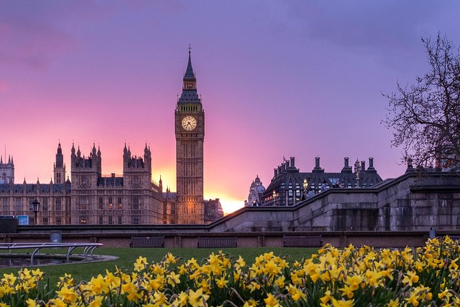 Shared Ride Southampton Cruise Port Arrival to Heathrow Airport or London - Who Should Book This Southampton Transfer?