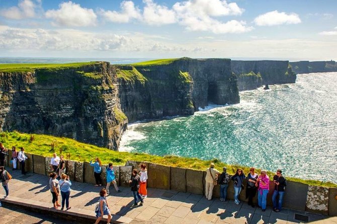 Shore Excursion Cliffs of Moher explorer tour, Wild Atlantic Way from Galway - Five hours at the Cliffs of Moher