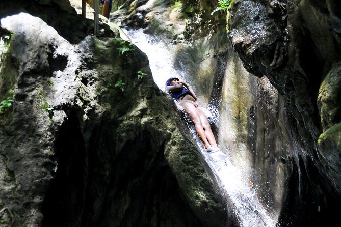 Shore Excursion Cruise ship Waterfalls y Buggys - Keeping the cruise schedule safe