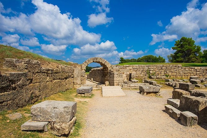 Shore Excursion from Katakolo -Virtual Reality Of Ancient Olympia - Seeing ancient Olympia with virtual reality