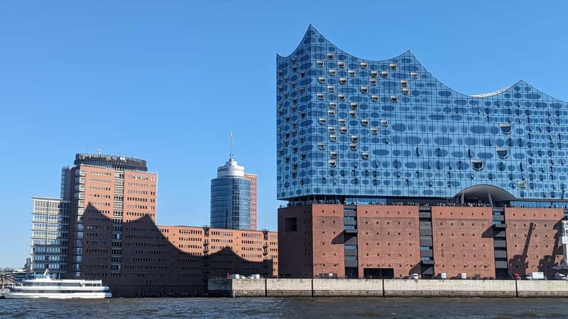 Shore excursion from Kiel to Hamburg. Private Van Tour. - Key points to know before booking
