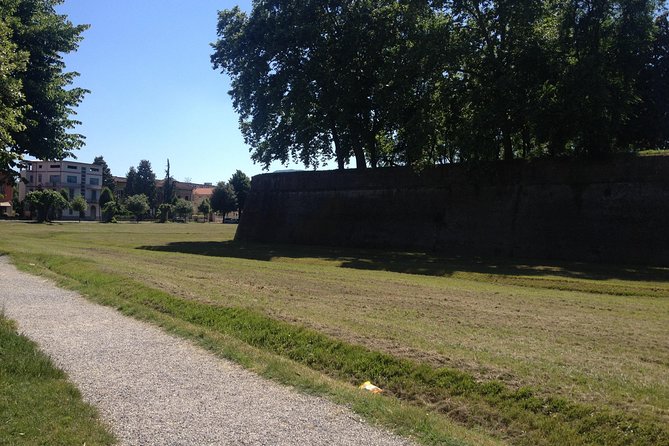 Shore excursion from Livorno to Pisa and Lucca - Leaving Livorno without port-shuttle hassle