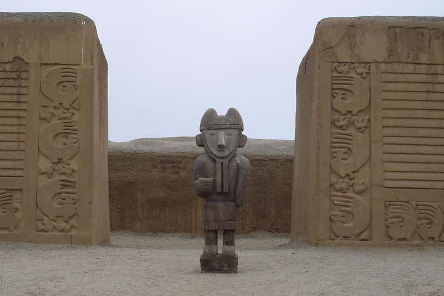 Shore Excursion from Salaverry port - Huaca Arcos Iris and the story of El Dragon