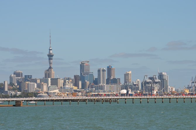 Shore Excursion: Half Day Small Group Auckland Scenic Tour - 4 HOURS - Tamaki Drive, Paritai Drive, and Mission Bay