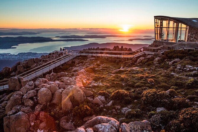 Shore Excursion: Hobart Highlights Day Tour - Bonorong Wildlife Sanctuary and Tasmanian animals