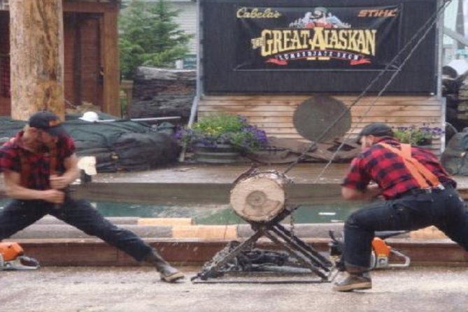 Shore Excursion Ketchikan: The Famous Lumberjack Show - What happens during the 60-minute lumberjack show