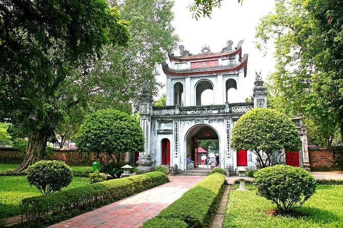 Shore Excursion: The Beauty of Hanoi City from Halong Cruise Port - Hoa Lo Prison: the most sobering visit