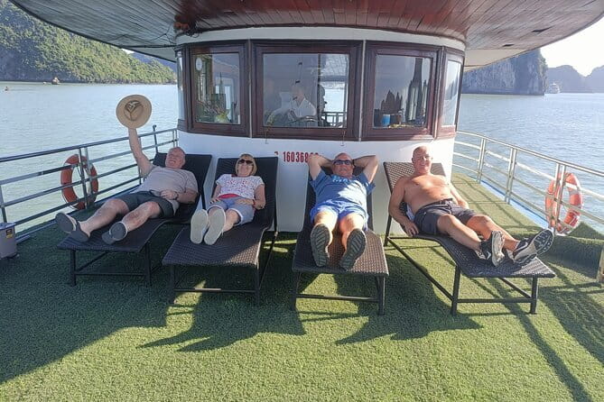 Shore Excursion: Wonderful Heritage Day Cruise at Halong Bay - Sung Sot Cave and the climb inside
