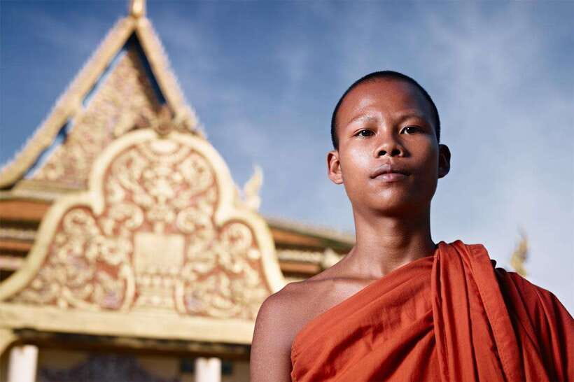 Sihanoukville City Tour for Cruise Passengers with 7 Stops - Wat Krom: A Quiet Hour for Cambodian Beliefs