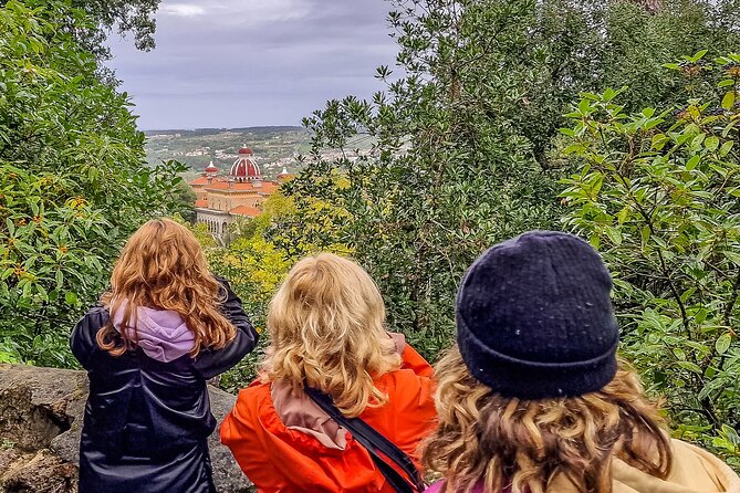 Sintra & Cascais Shore Excursion: Private Half-Day Highlights - The guides can make or break a fast tour