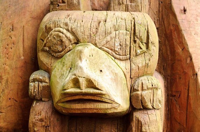 Sitka Shore Excursion: Bears, Raptor Center, & Totem Park Tour (Small Group) - Key points at a glance