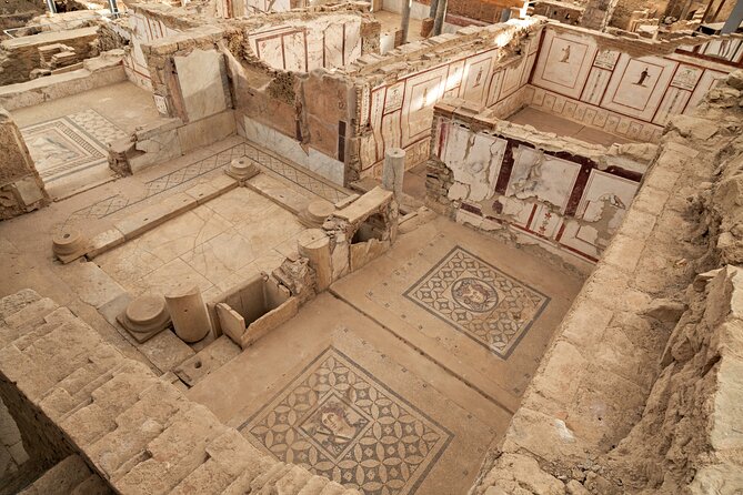 SKIP-THE-LINE: BEST OF EPHESUS PRIVATE TOUR with Lunch & ENTRY - Kusadasi Castle and the return to the ship