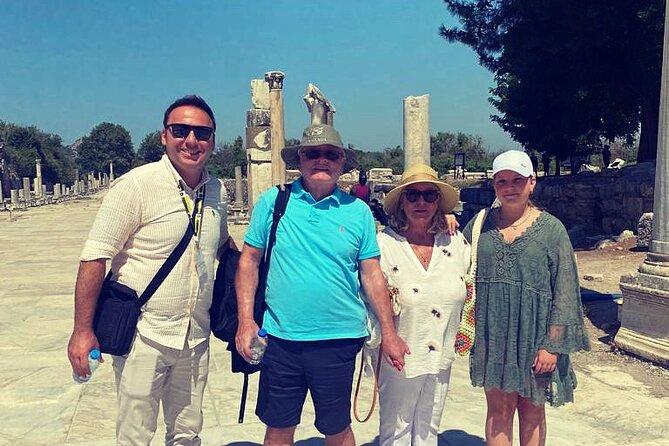 SKIP THE LINE: Private EPHESUS TOUR for CRUISERS English/Spanish - Heat, walking, and the right level of fitness