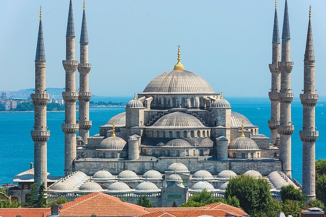 Small Group Istanbul Full-Day Shore Excursion: Hagia Sophia, Topkapi Palace, Blue Mosque, Hippodrome and Grand Bazaar - Why this Istanbul shore excursion works well