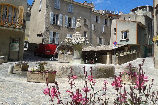 Small Group Marseille Shore Excursion: Lavender Tour - Guides Who Shape the Day