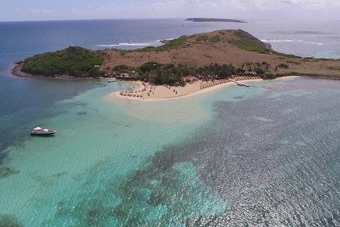 Speed Boat & Snorkeling Tour Pinel & Tintamarre Islands for CRUISE SHIP GUESTS - A fast start from Philipsburg