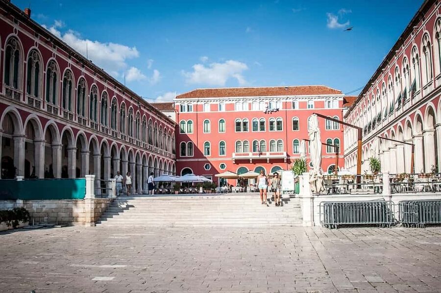 Split and Trogir SMALL GROUP Tour with Cruise Ship Drop Off - Making the most of one free hour in Trogir