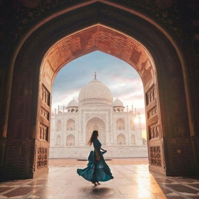 Taj Mahal and Agra Private Tour with free Airport pickup - Breakfast and lunch need careful checking