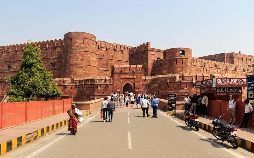 Taj Mahal and Agra Private Tour with free Airport pickup - Agra Fort adds scale and royal drama