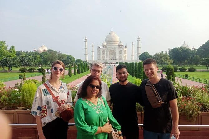Taj Mahal Tour From Cruise Port, Mumbai, Cochin and Goa - Day 1: From your cruise ship to Agra