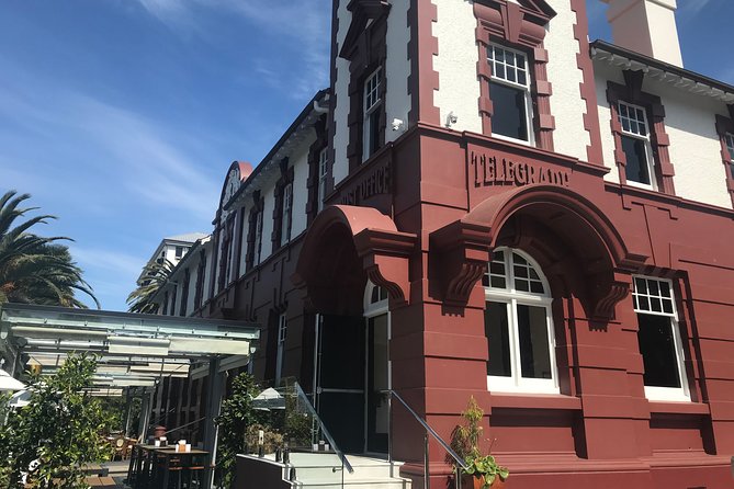 Tauranga Shore Excursion: History & Kiwifruit Tasting – 4 Hours - What the guide adds to the experience