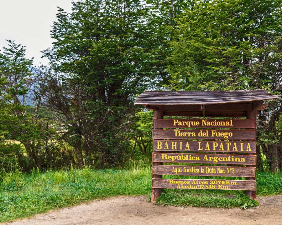 Tierra del Fuego Park & Train Tour for Cruisers (no tickets) - Laguna Verde and Lake Roca