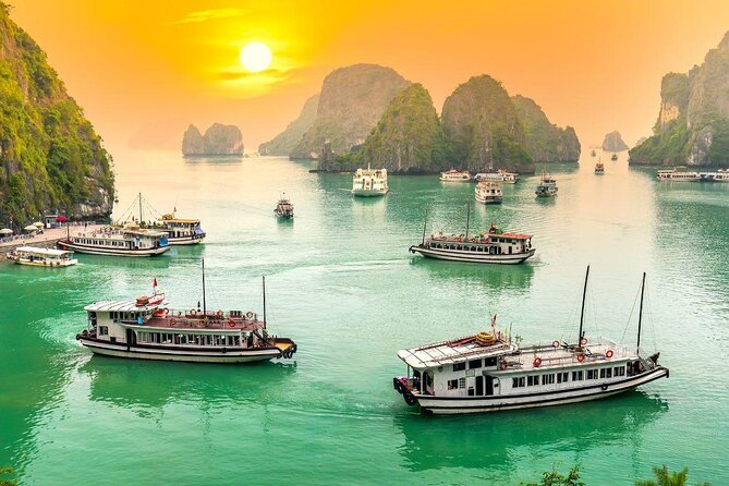 VIP Ha Long Bay 6 hour FUJI cruise with latest luxury cruise ship + limousine + highway + dinner for Japanese only - Key points at a glance