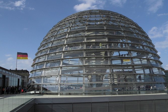 Warnemuende Shore Excursion: Berlin Private Sightseeing Tour from Rostock - Why this Berlin shore trip works for cruise passengers