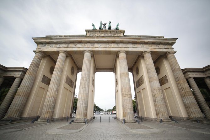 Warnemuende Shore Excursion: Private Berlin Tour - Why a Warnemünde port call can include Berlin