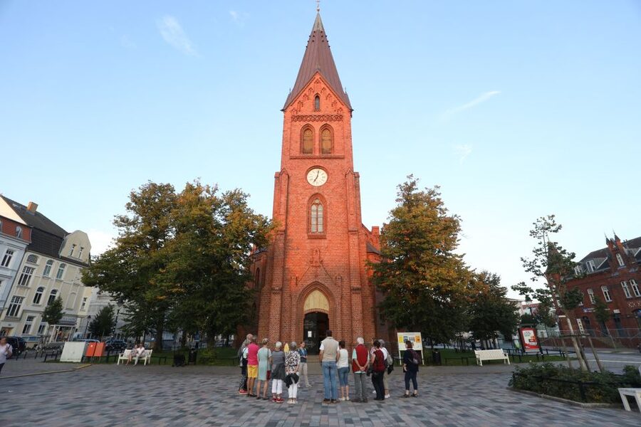 Warnemünde: Guided Walking Tour - Key points about the Warnemünde walking tour