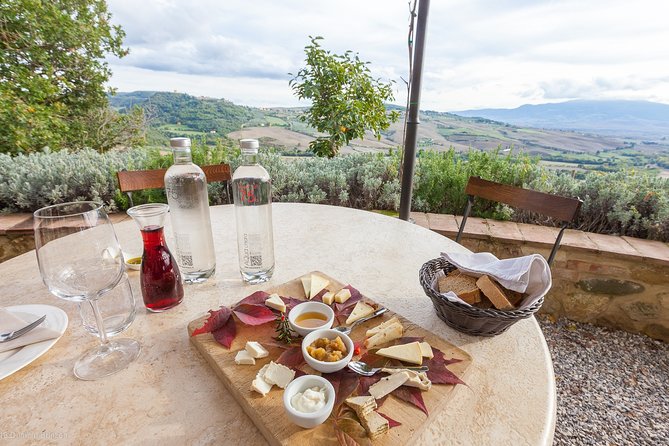 Wine and Cheese Tastings Southern Tuscany ShoreExcursion from Civitavecchia Port - Montepulciano: two hours among wine cellars and stone streets